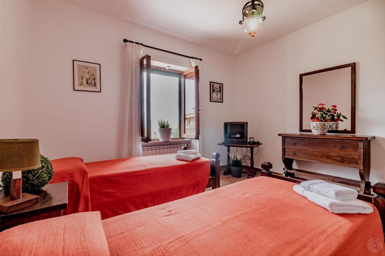 Gorgeous 2-Storey Villa With A Large Private Pool Todi Exterior photo